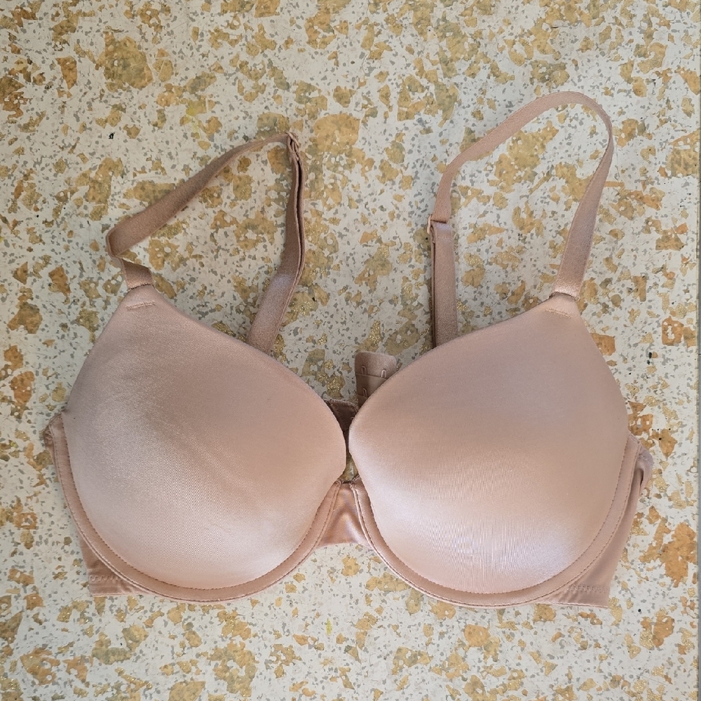 Auden Women's Bra in Soft Beige